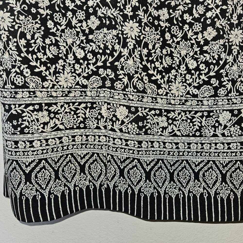 Talbots 100% Silk Floral Midi Skirt 10P Black White Side Slit Petite - Picture 9 of 15